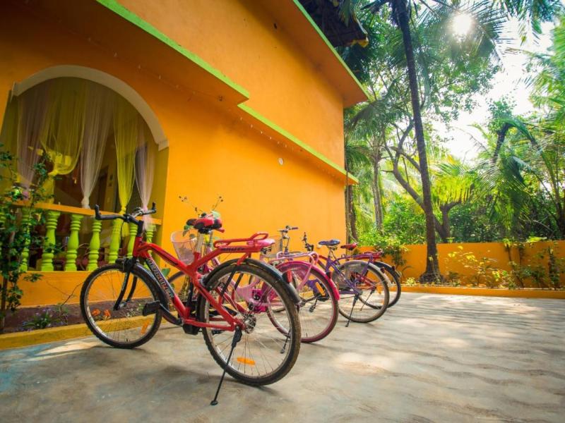 Orange Village (Morjim)