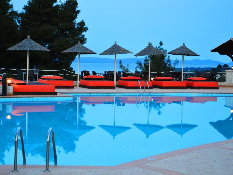 Alia Palace Luxury Hotel & Villas