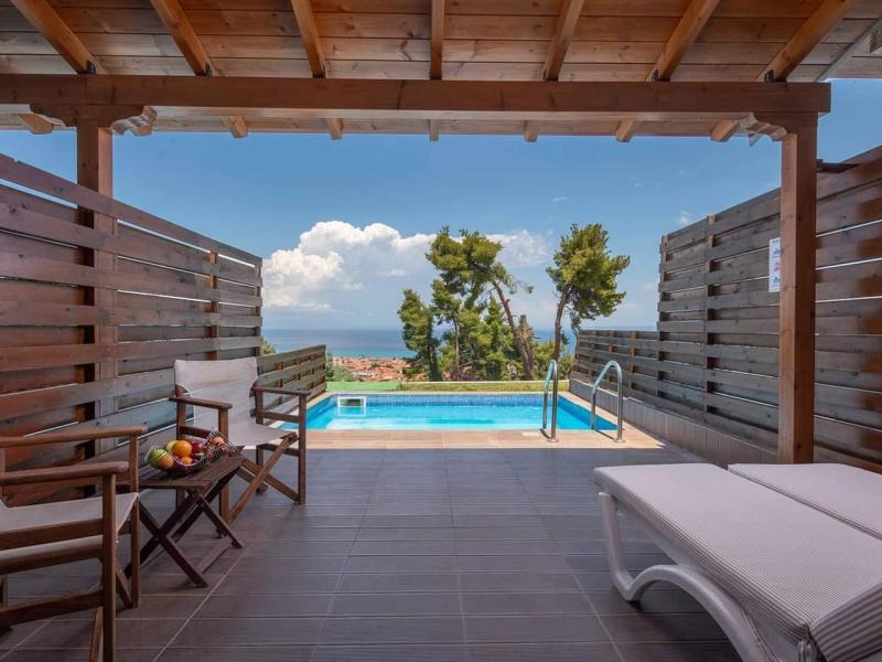 Alia Palace Luxury Hotel & Villas