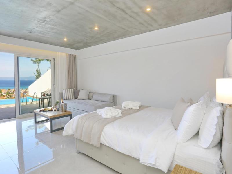 Alia Palace Luxury Hotel & Villas