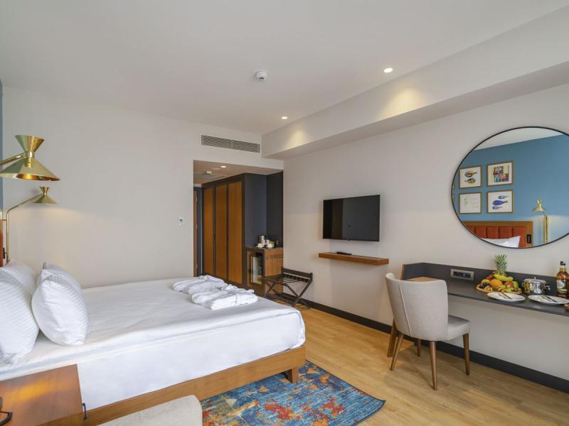 Sundia Exclusive By Liberty Fethiye (16+)