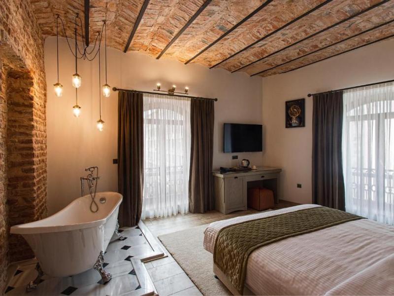 Mest Hotel