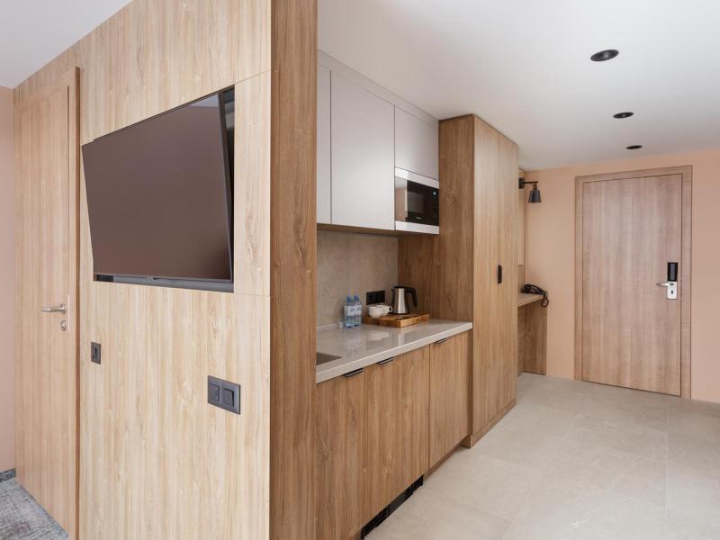 Country Hills Resort