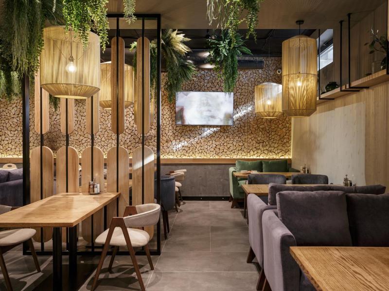 Country Hills Resort