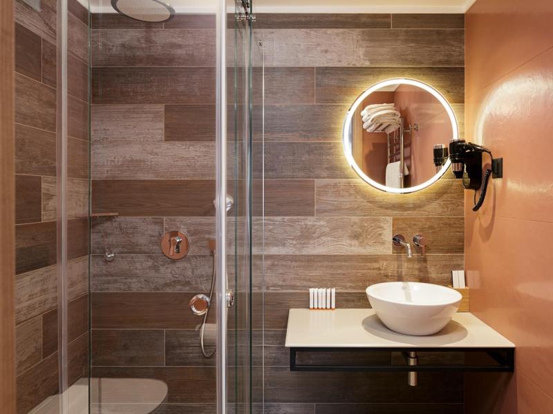 Country Hills Resort