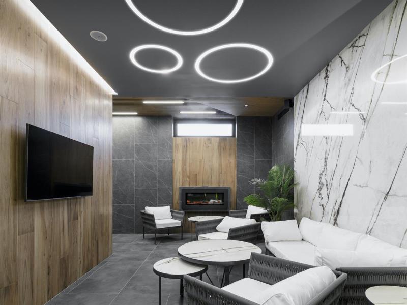 Country Hills Resort