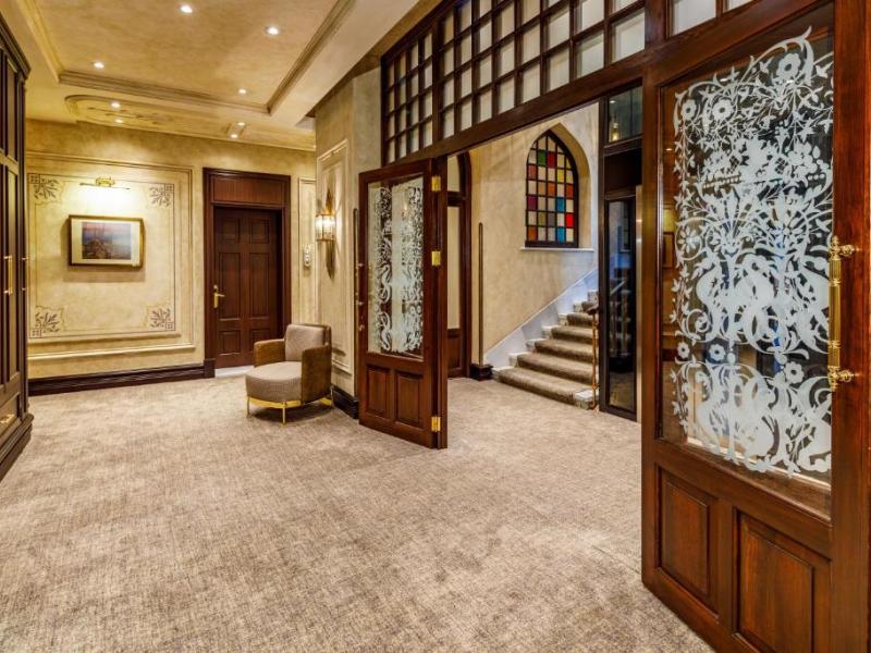 Cronton Design Hotel