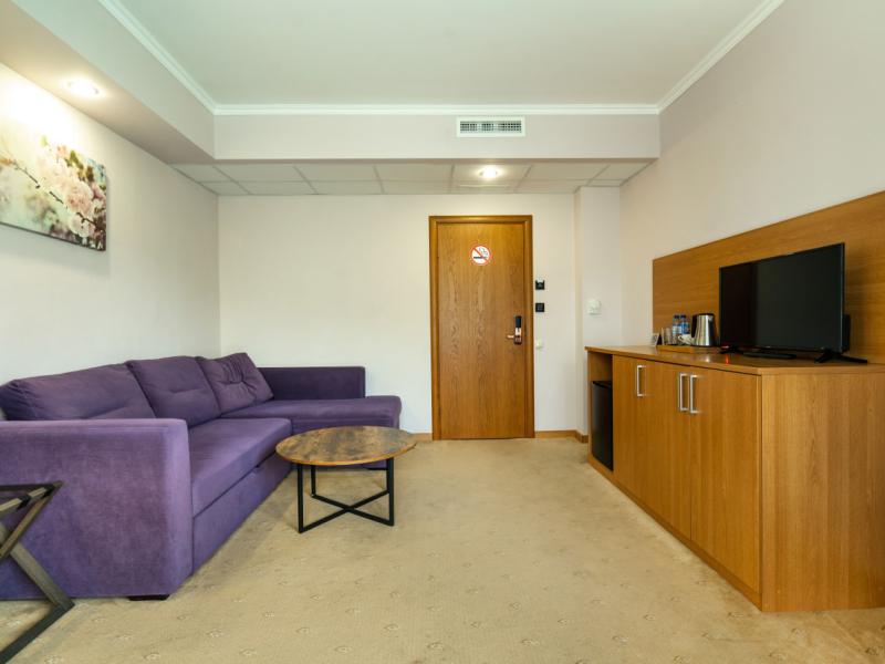 Грейс Небуг Калипсо