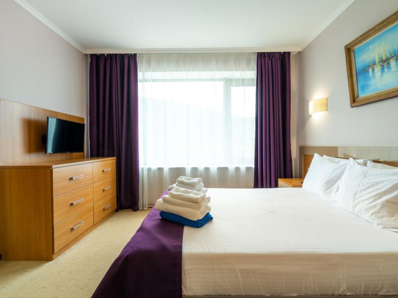 Грейс Небуг Калипсо