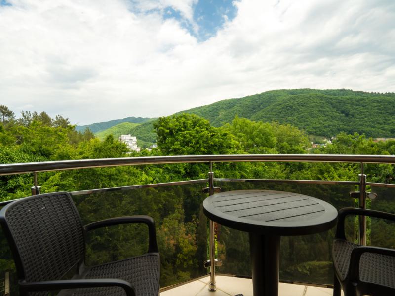 Грейс Небуг Калипсо