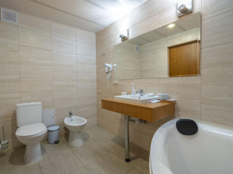 Грейс Небуг Калипсо