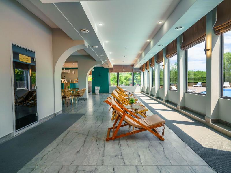 Грейс Небуг Калипсо