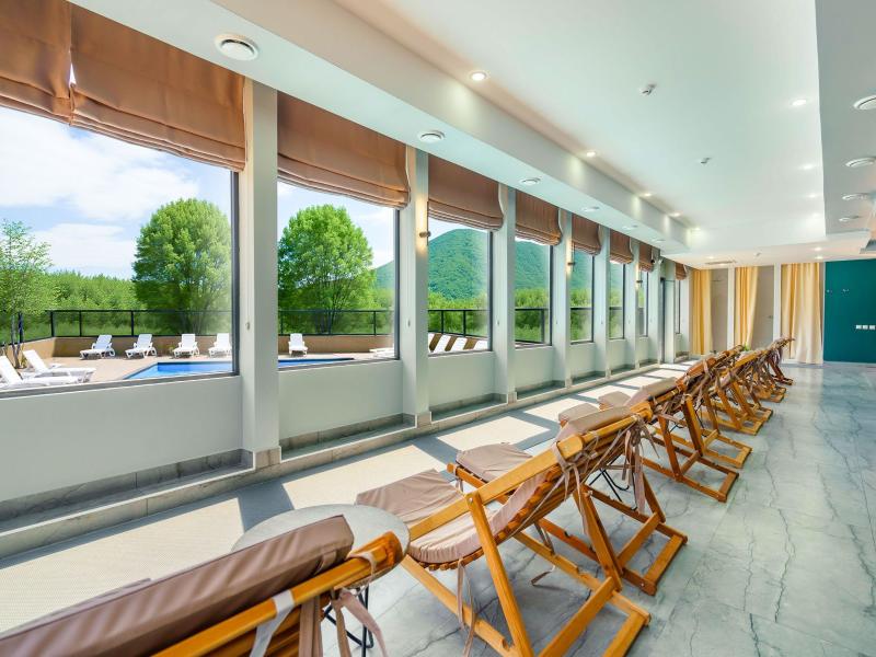 Грейс Небуг Калипсо