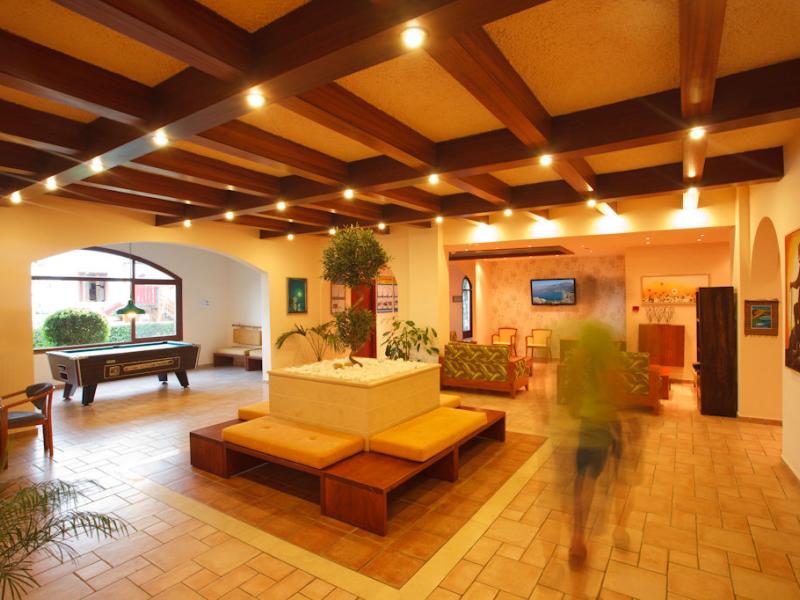 Alianthos Garden Hotel
