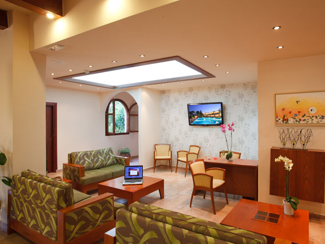 Alianthos Garden Hotel