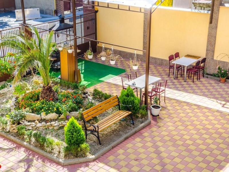 Алиса (ул. Станиславского)