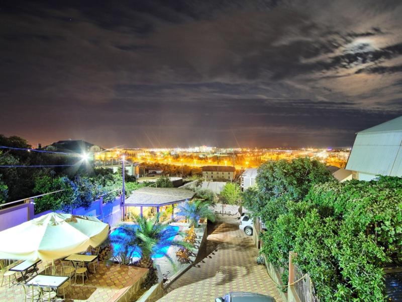 Корона (ул. Школьная)