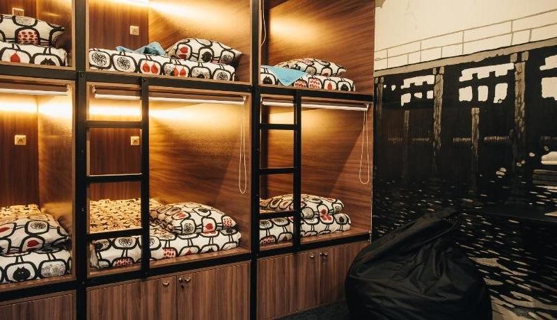 Anchor Park Capsule Hostel