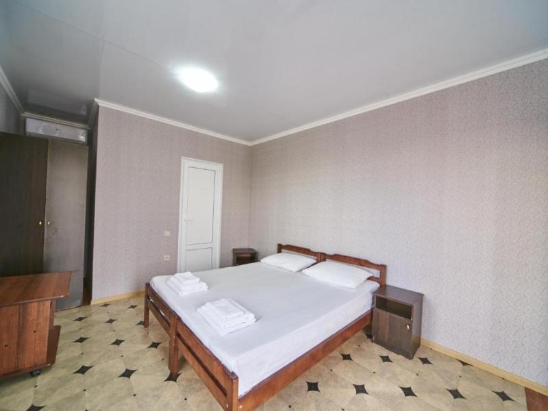 Грант (ул.Тростниковая)