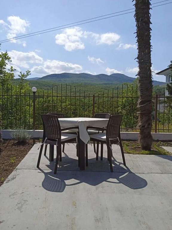 Spitaki Greek Hotel