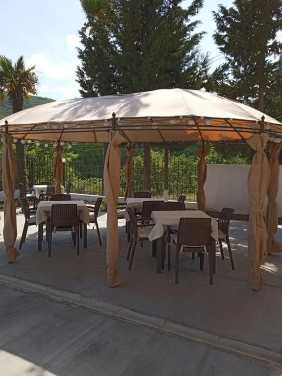 Spitaki Greek Hotel