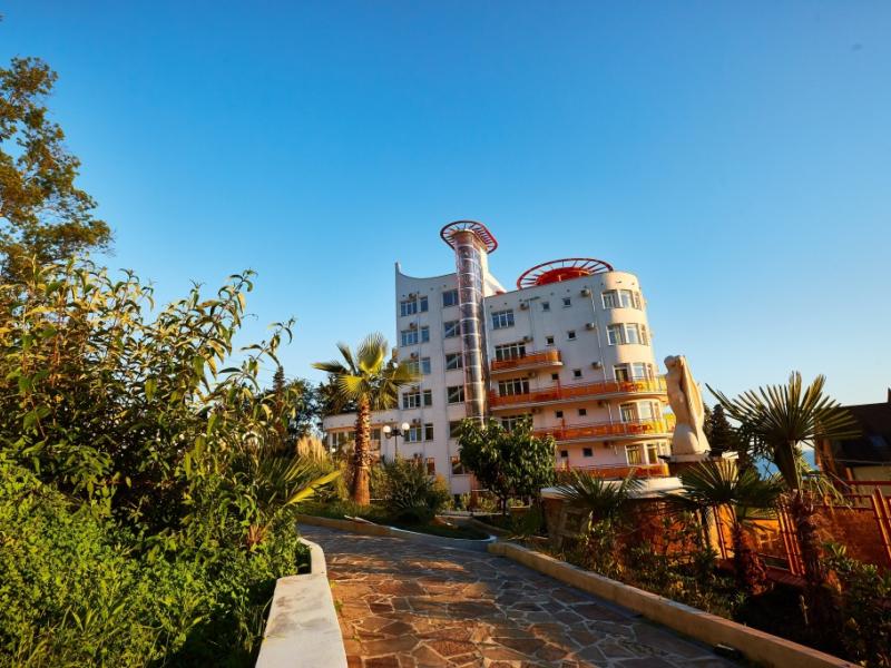 Deesa Hotel (Якорная щель)