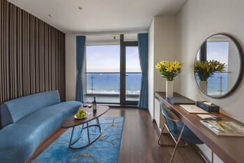 Отель Canvas Danang Beach Hotel Вьетнам, Дананг, фото 29