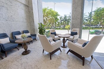 Отель Canvas Danang Beach Hotel Вьетнам, Дананг, фото 35