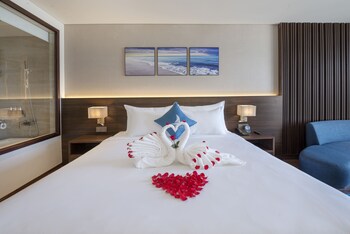 Отель Canvas Danang Beach Hotel Вьетнам, Дананг, фото 37