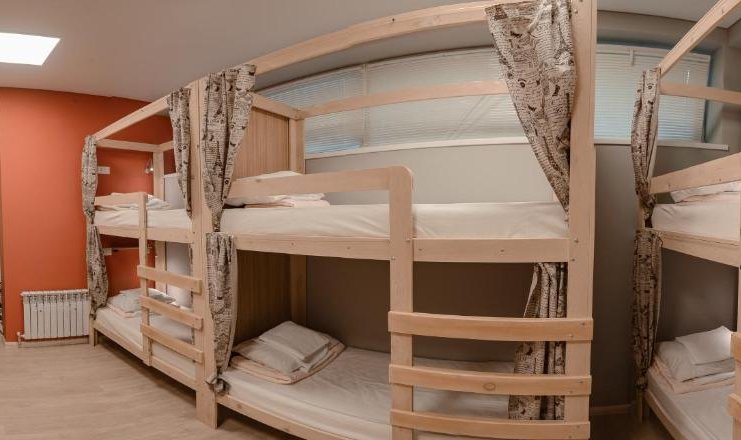 DeArt Hostel