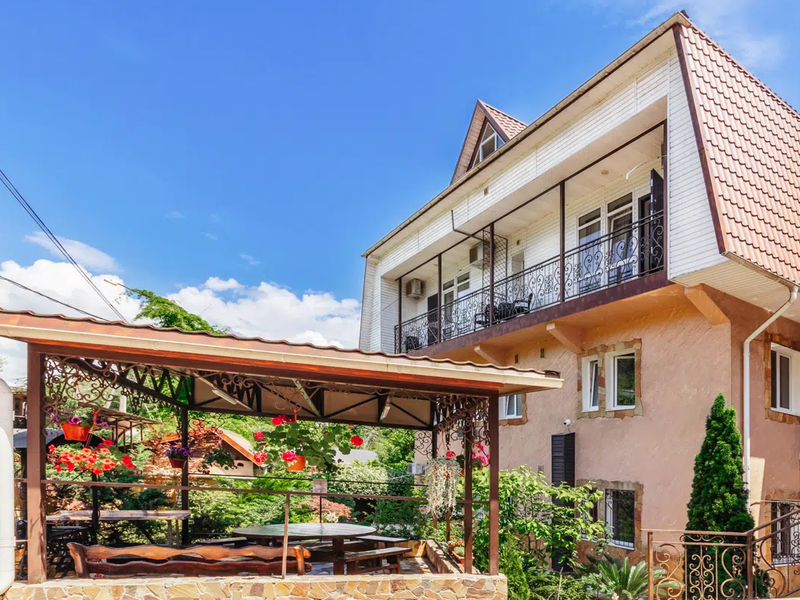 У Оксаны (ул. Пионерская)