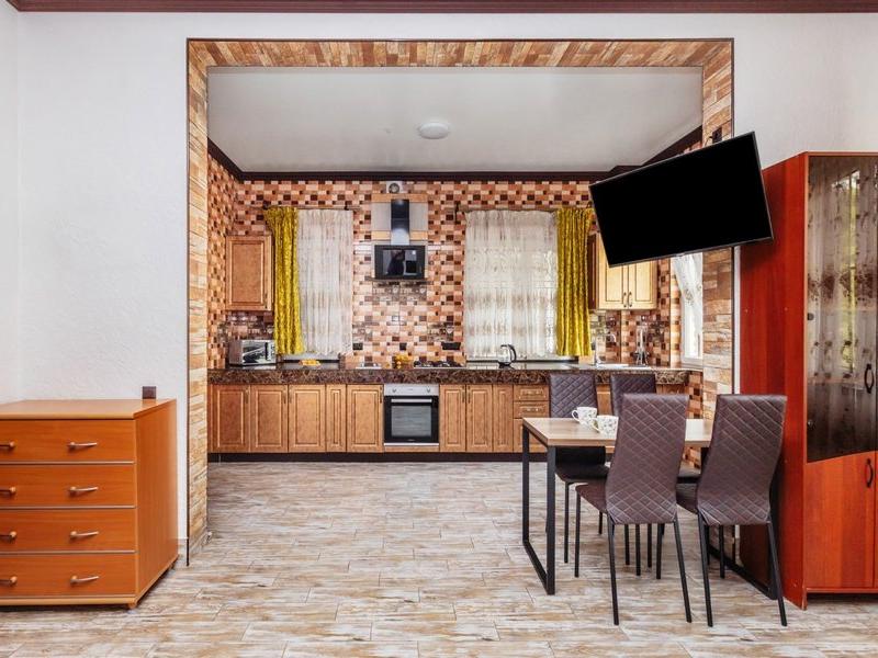 У Оксаны (ул. Пионерская)