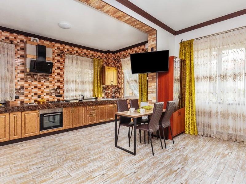 У Оксаны (ул. Пионерская)