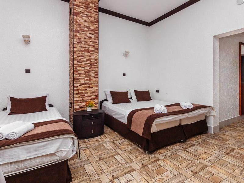 У Оксаны (ул. Пионерская)