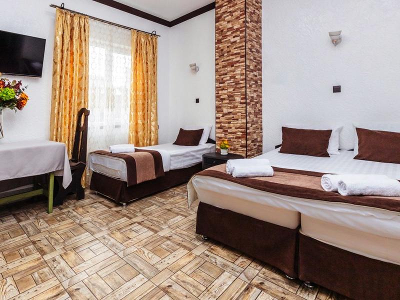 У Оксаны (ул. Пионерская)