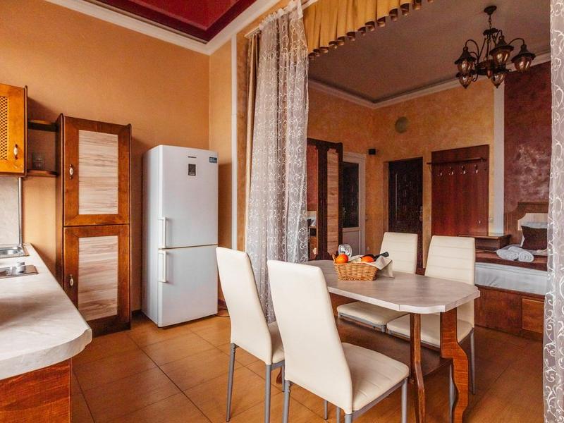 У Оксаны (ул. Пионерская)