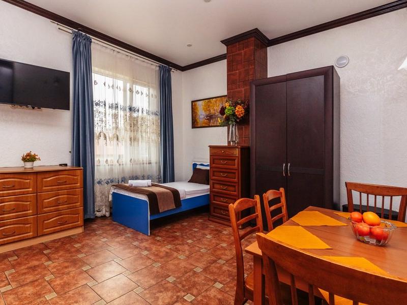 У Оксаны (ул. Пионерская)