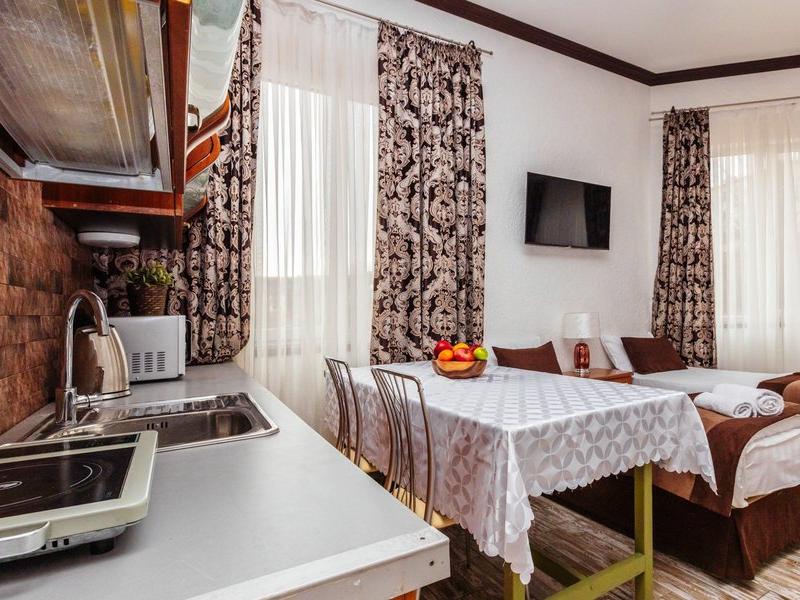 У Оксаны (ул. Пионерская)