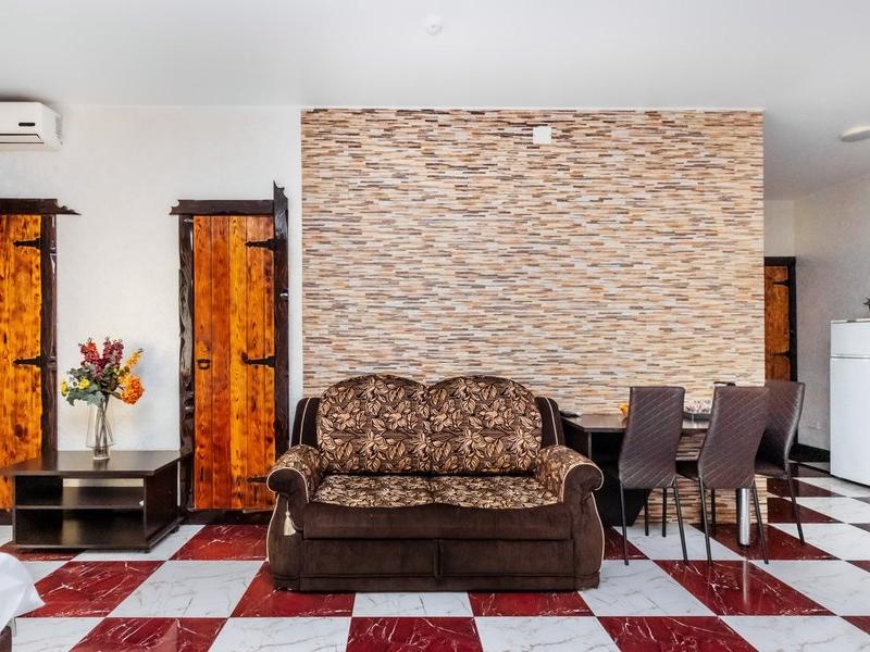 У Оксаны (ул. Пионерская)