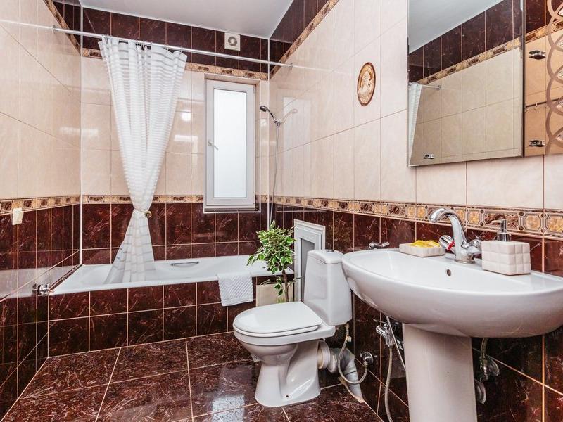 У Оксаны (ул. Пионерская)