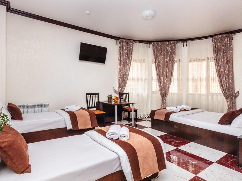 У Оксаны (ул. Пионерская)