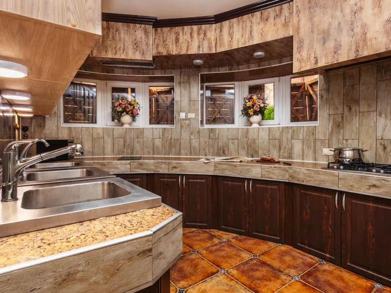 У Оксаны (ул. Пионерская)