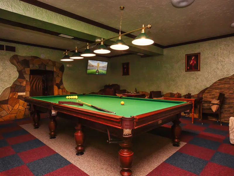 У Оксаны (ул. Пионерская)