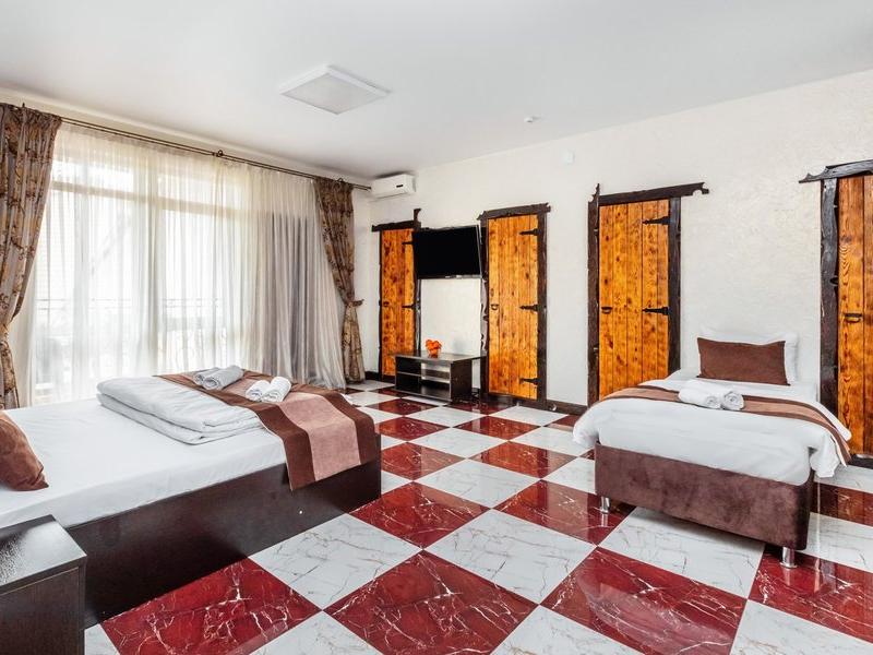 У Оксаны (ул. Пионерская)