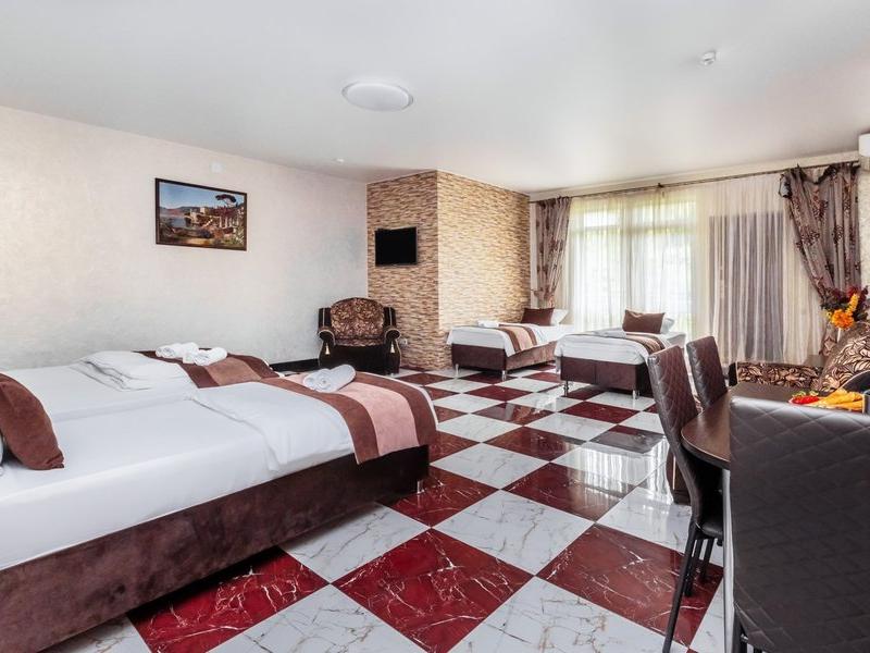 У Оксаны (ул. Пионерская)