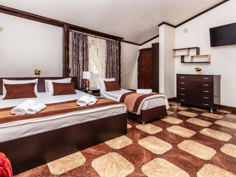 У Оксаны (ул. Пионерская)