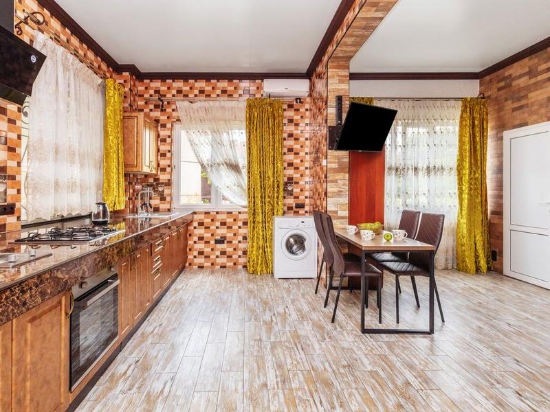 У Оксаны (ул. Пионерская)