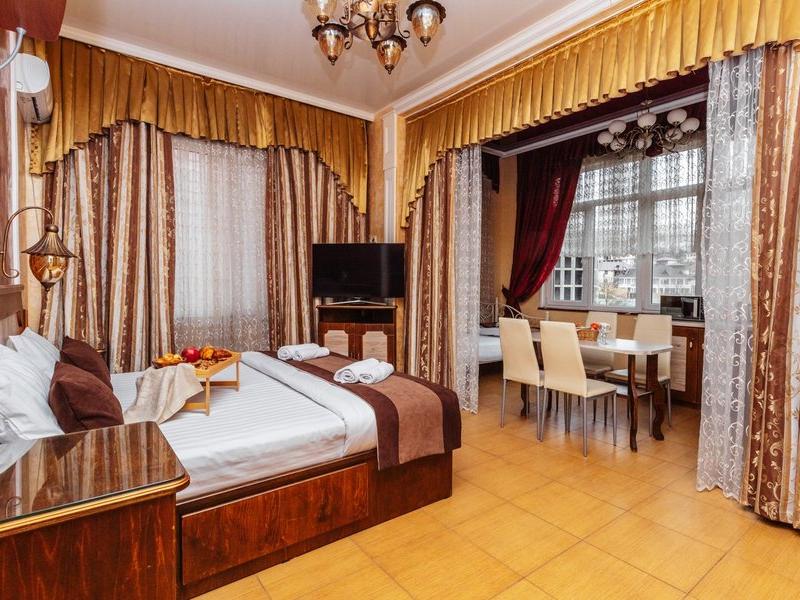 У Оксаны (ул. Пионерская)