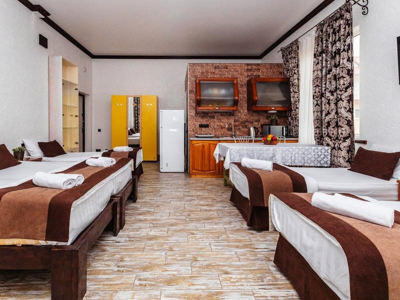 У Оксаны (ул. Пионерская)