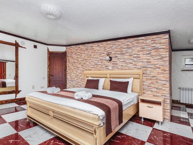 У Оксаны (ул. Пионерская)